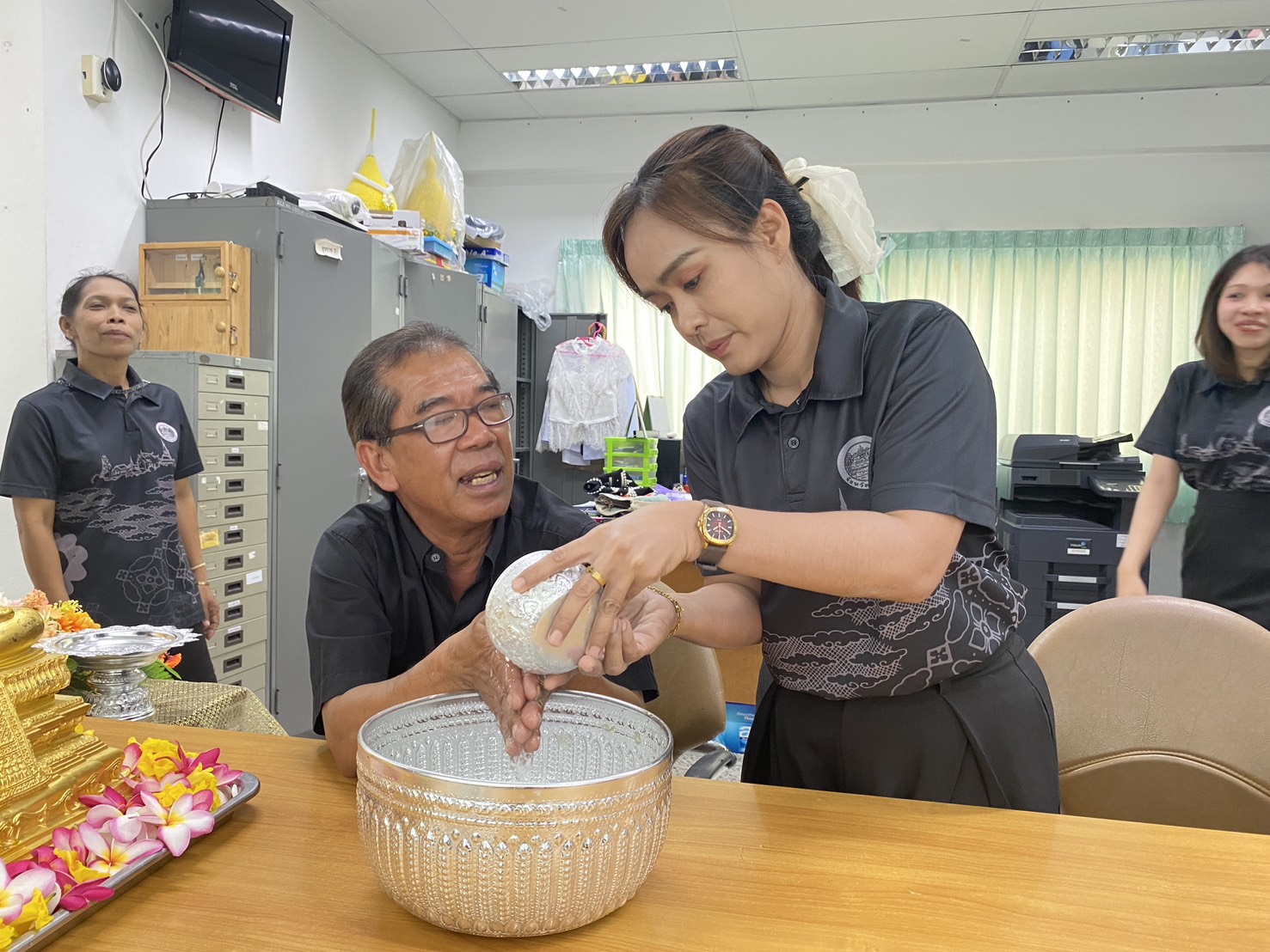 title - ปฏิรูปที่ดินจังหวัดเพชรบุรี พร้อมด้วย นางสาวศรีสุดา วงศ์สร้างทรัพย์ นิติกร ร่วมการประชุมปฐมนิเทศน์ (Project Orientation) โครงการศึกษาความเหมาะสมเส้นทางโลจิสติกส์ เชื่อมโยง จังหวัดกาญจนบุรี ราชบุรี และเพชรบุรี